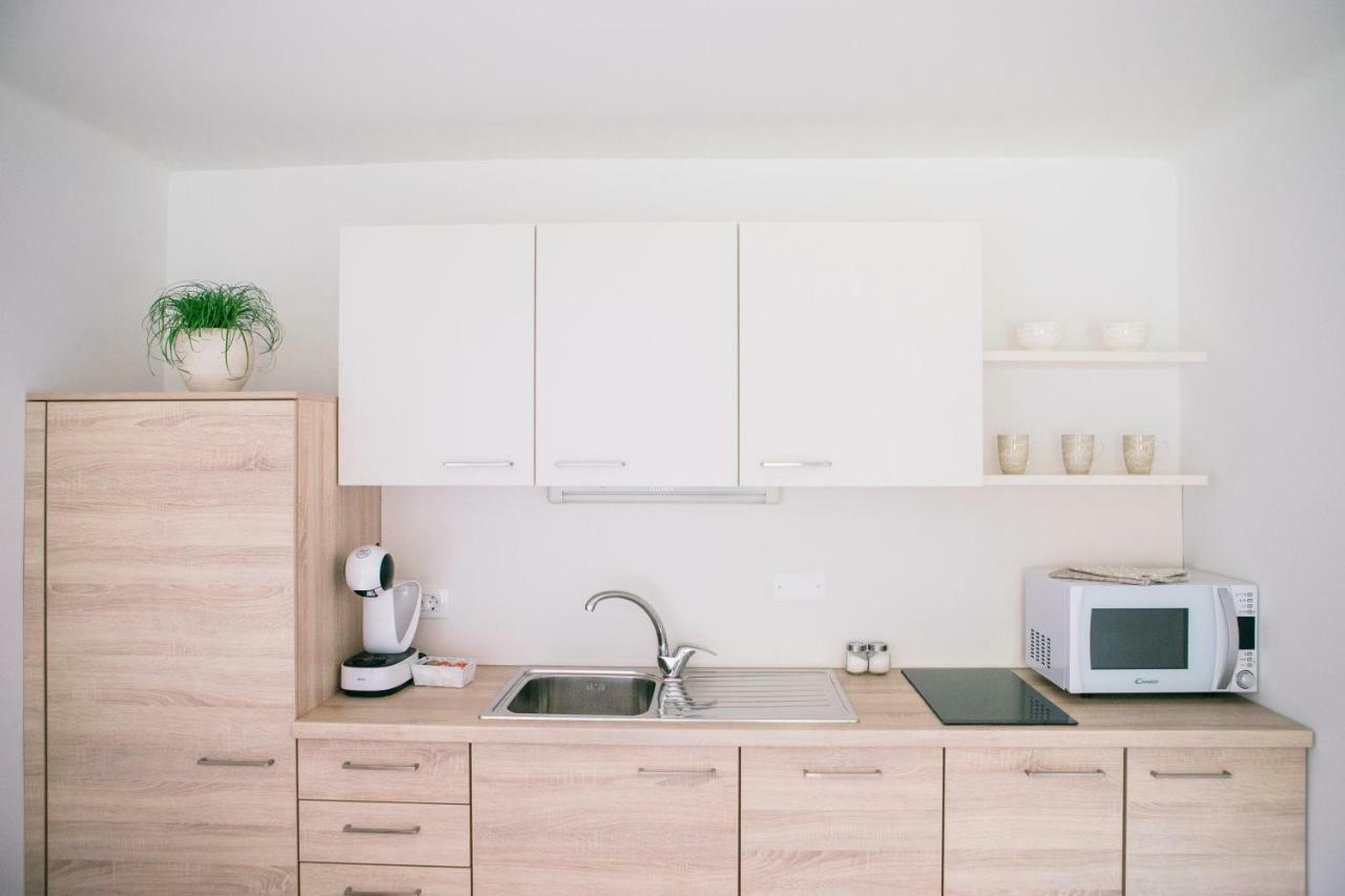 Sweet Stay Roznik Apartment Любляна Екстериор снимка