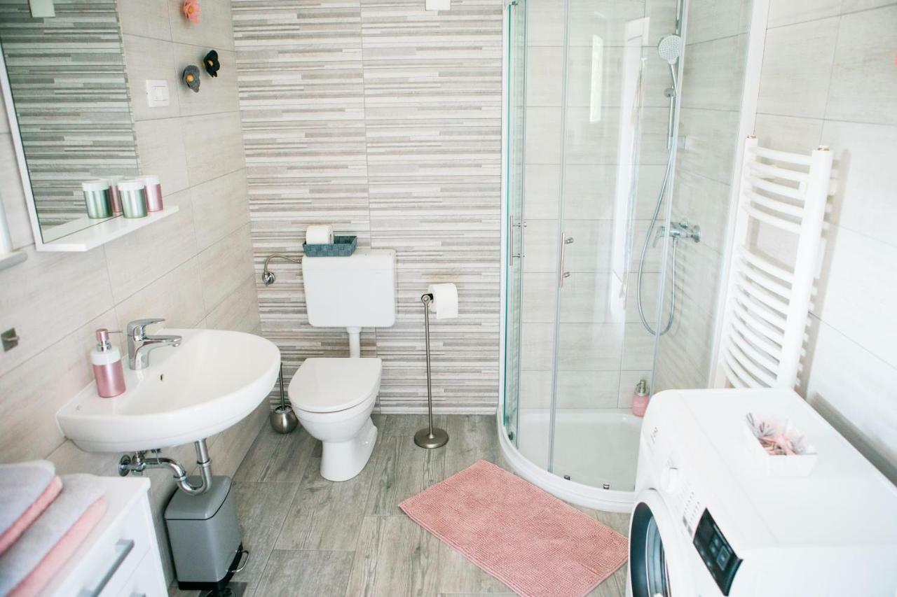 Sweet Stay Roznik Apartment Любляна Екстериор снимка